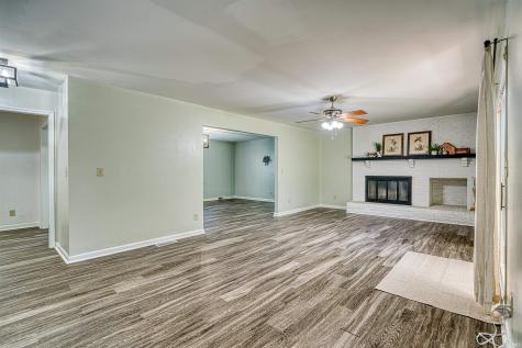 1051 Pine Gate Road Evansville IN 47725