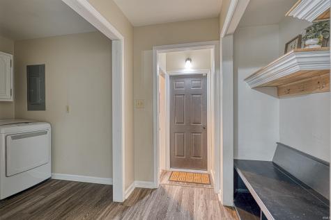 1051 Pine Gate Road Evansville IN 47725