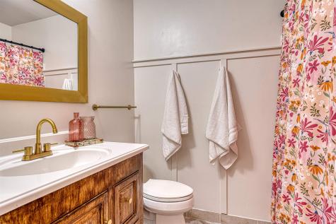1051 Pine Gate Road Evansville IN 47725