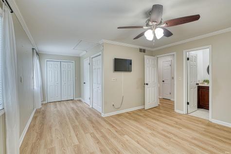 1051 Pine Gate Road Evansville IN 47725