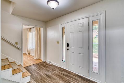 1051 Pine Gate Road Evansville IN 47725