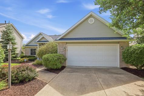 2617 Sugar Tree Drive Fort Wayne IN 46818