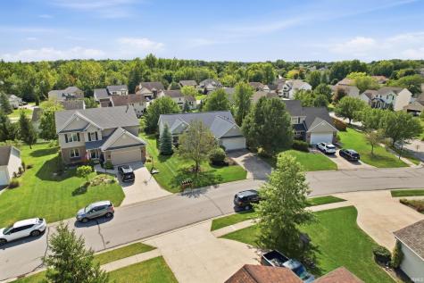 2617 Sugar Tree Drive Fort Wayne IN 46818