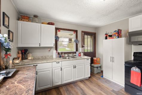 4371 N 4th Street Dubois IN 47527