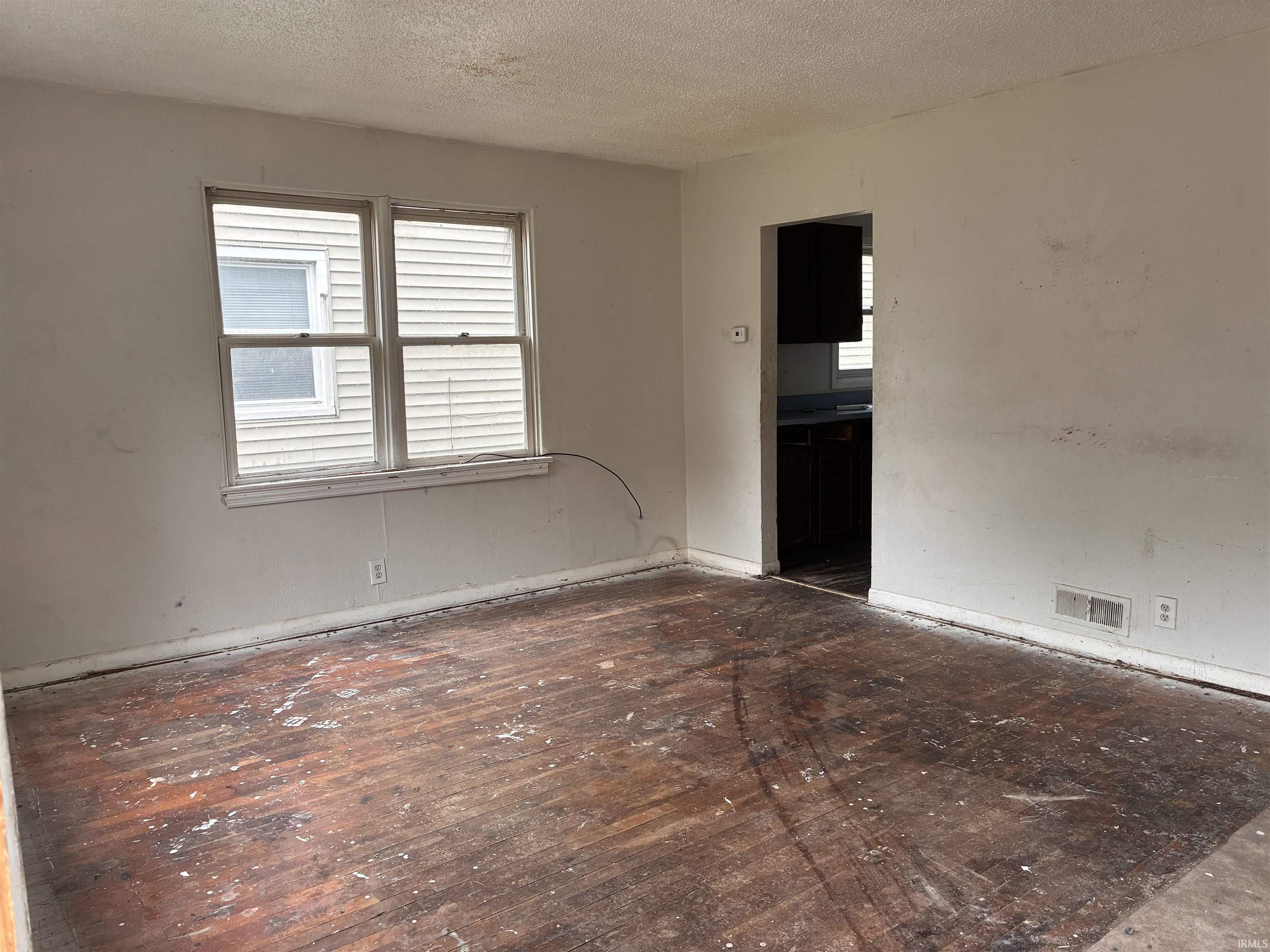 1333 Johnson Street South Bend IN 46628