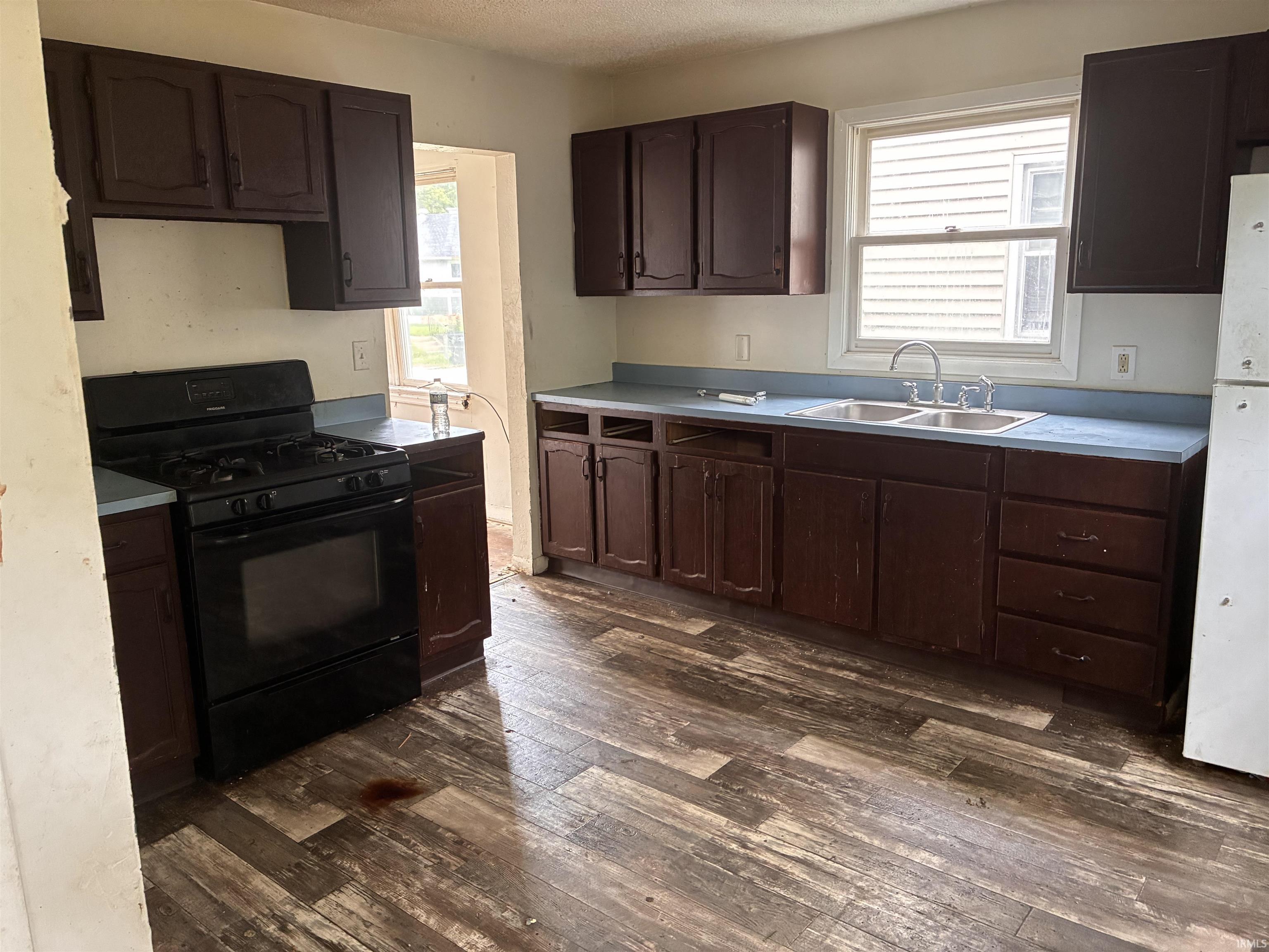 1333 Johnson Street South Bend IN 46628