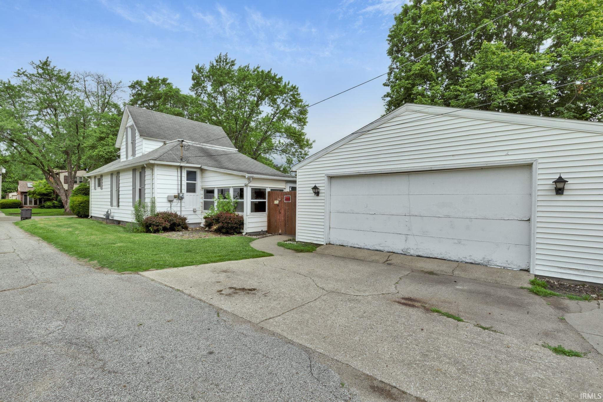220 Crescent Street Elkhart IN 46516