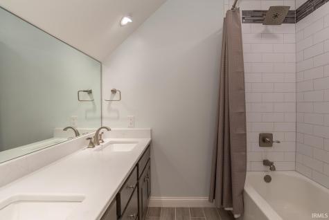 2709 E Brigs Bend Bloomington IN 47401