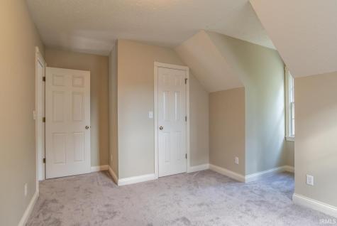 2709 E Brigs Bend Bloomington IN 47401