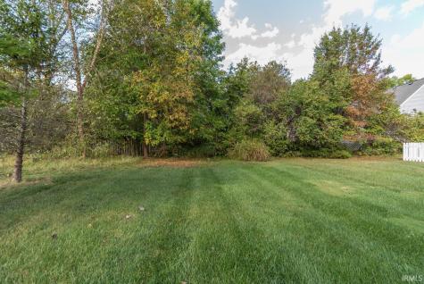 2709 E Brigs Bend Bloomington IN 47401