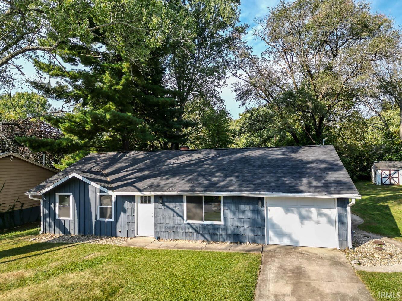 3441 N Stoneycrest Road Bloomington IN 47404