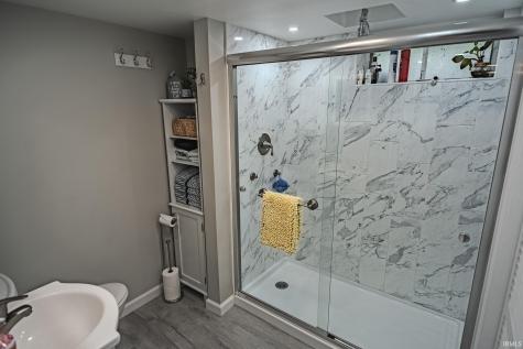 1040 Tulip Lane Lafayette IN 47904