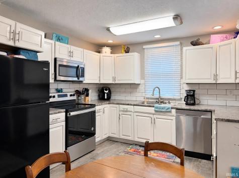 119 E Highland Avenue Marion IN 46952