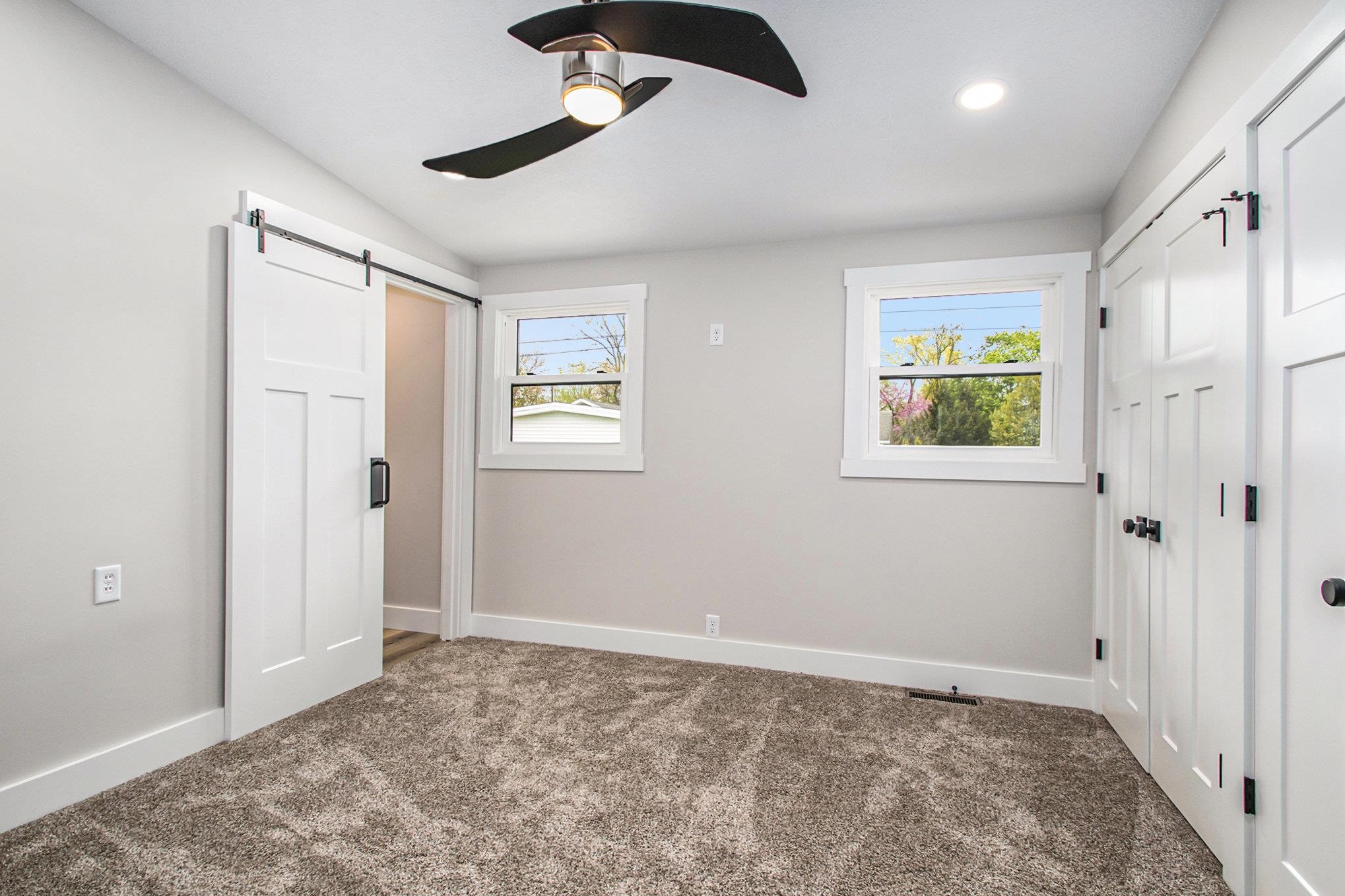 756 E John Street Nappanee IN 46550