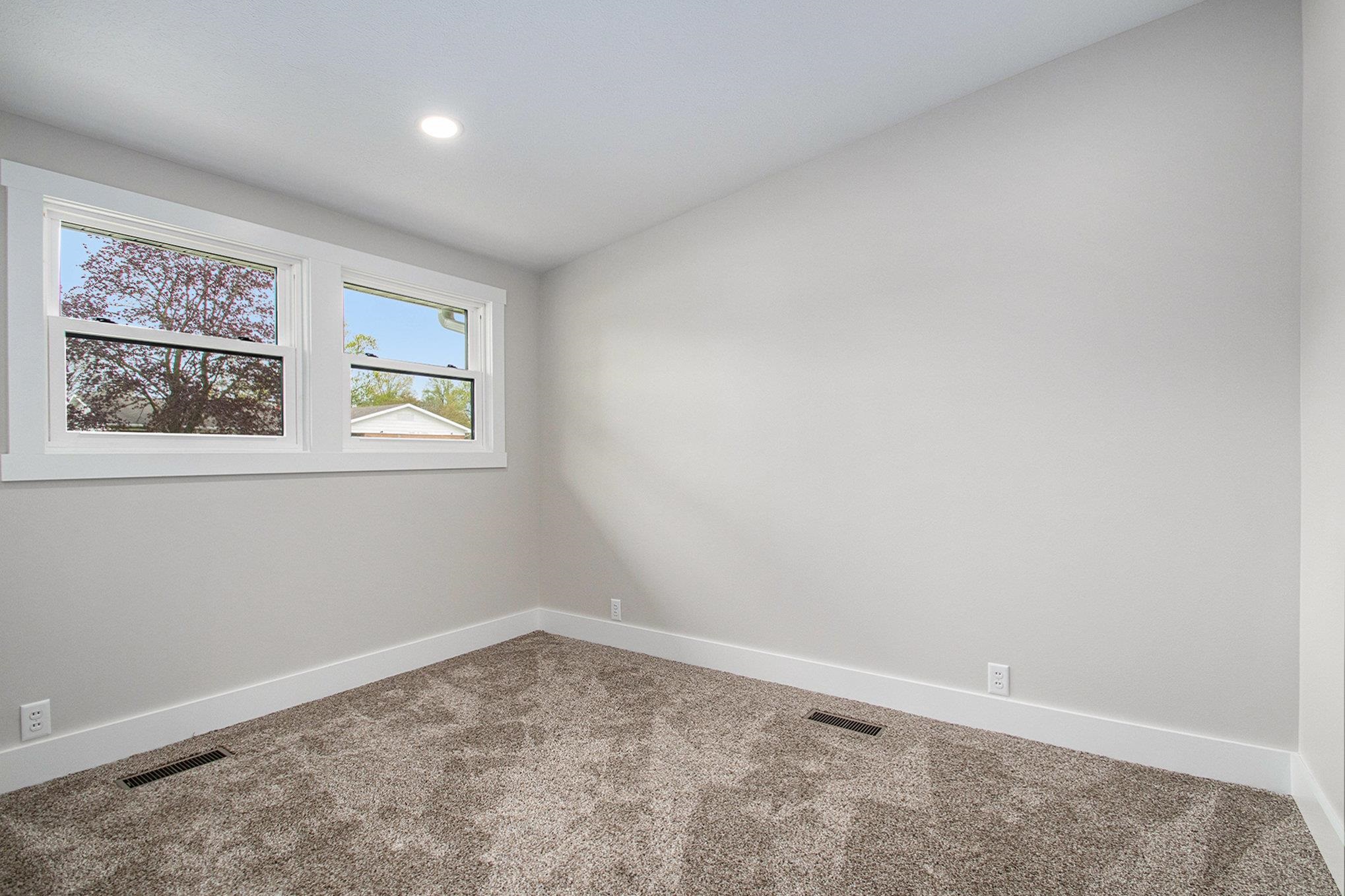 756 E John Street Nappanee IN 46550