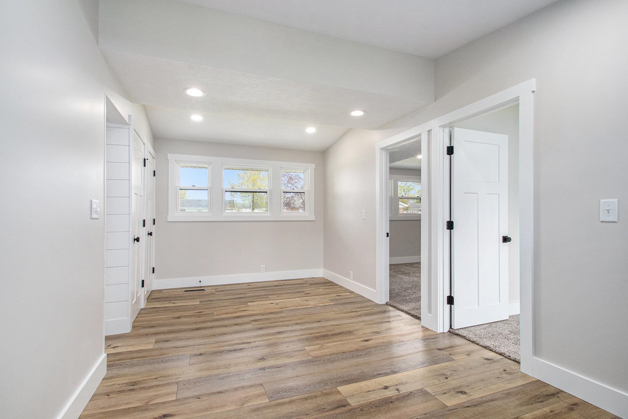 756 E John Street Nappanee IN 46550