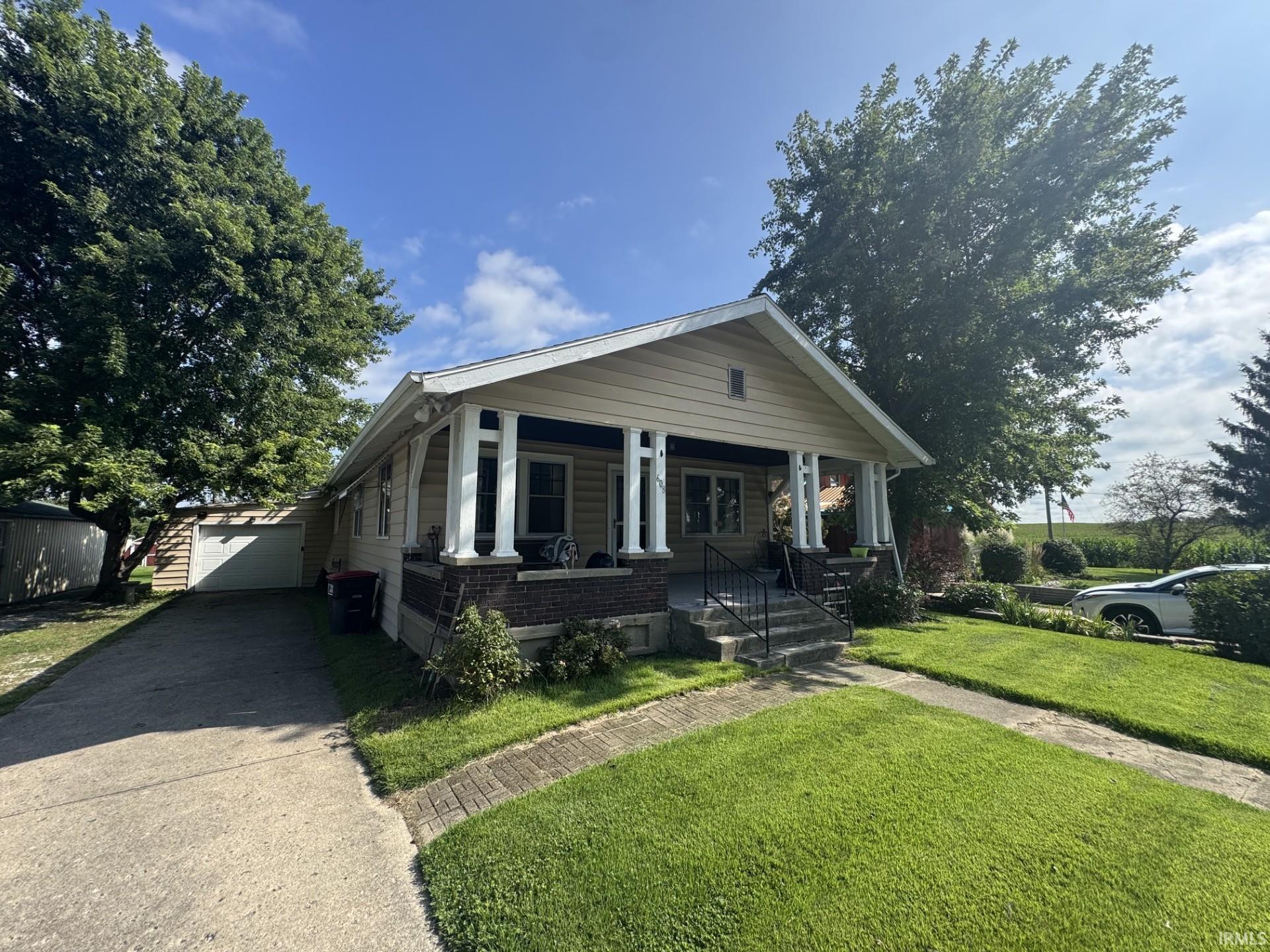 608 E 3rd Street Brookston IN 47923