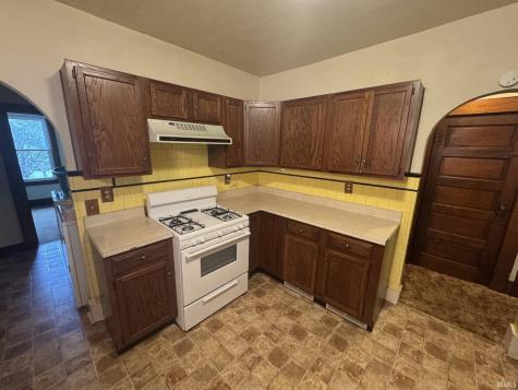 608 E 3rd Street Brookston IN 47923