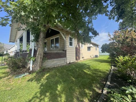 608 E 3rd Street Brookston IN 47923