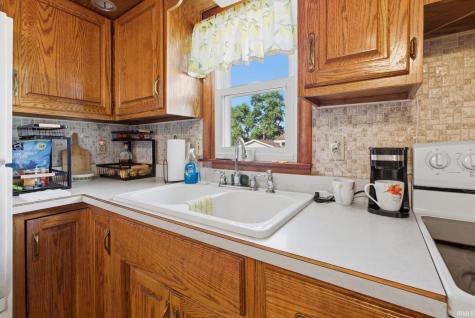 412 E Christy Street Marion IN 46952