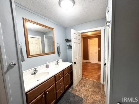 1105 S Mcdonald Street Attica IN 47918