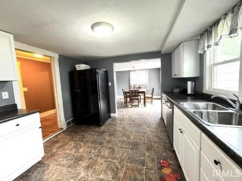 1105 S Mcdonald Street Attica IN 47918