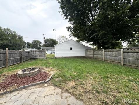 1105 S Mcdonald Street Attica IN 47918