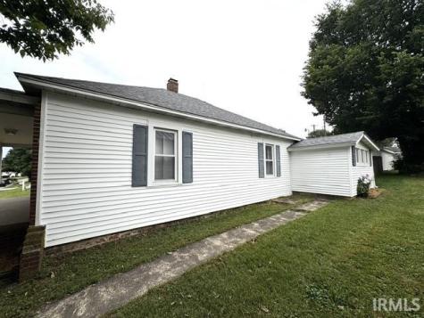 1105 S Mcdonald Street Attica IN 47918