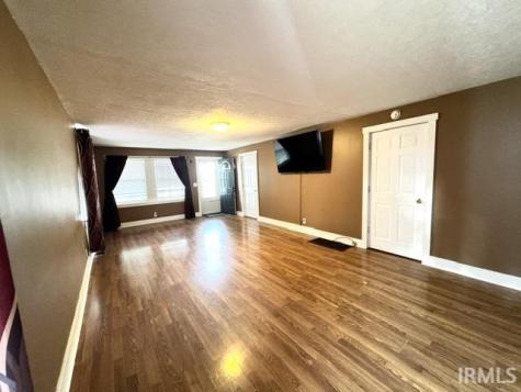 1105 S Mcdonald Street Attica IN 47918