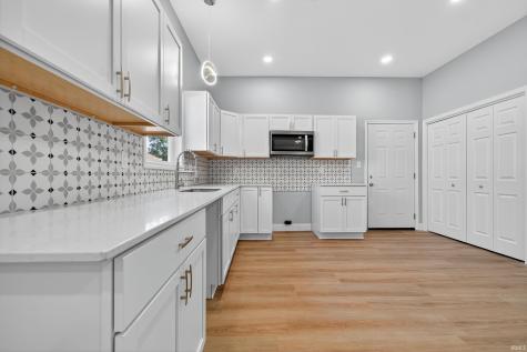 117 W North F Street Gas City IN 46933