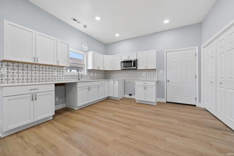 117 W North F Street Gas City IN 46933
