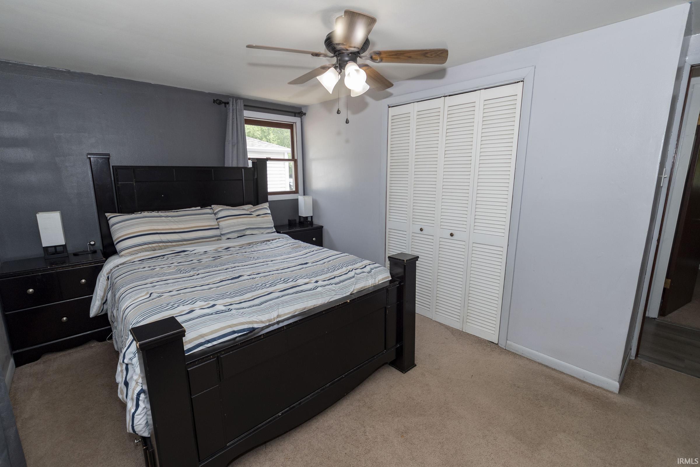 2527 Sampson Street South Bend IN 46614