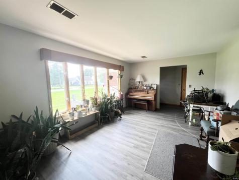 612 Terre Haute Road Worthington IN 47471