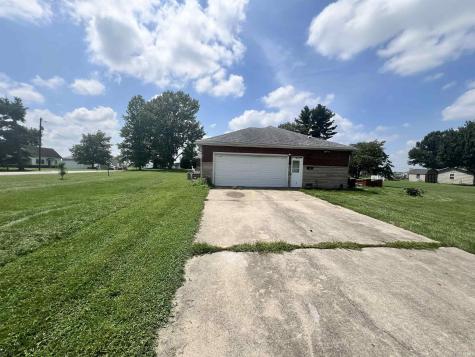 612 Terre Haute Road Worthington IN 47471