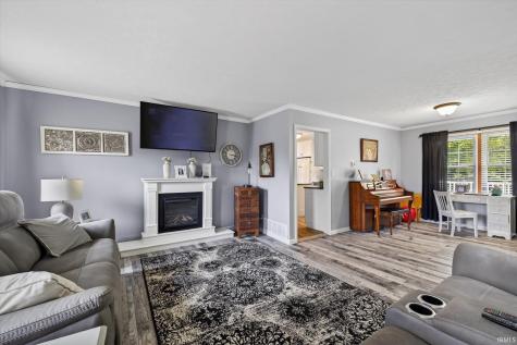 1243 Bellgrade Avenue Loogootee IN 47553