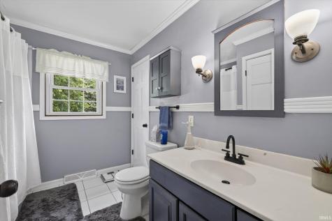 1243 Bellgrade Avenue Loogootee IN 47553