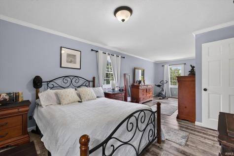 1243 Bellgrade Avenue Loogootee IN 47553