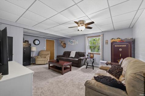 1243 Bellgrade Avenue Loogootee IN 47553