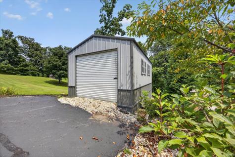 1243 Bellgrade Avenue Loogootee IN 47553