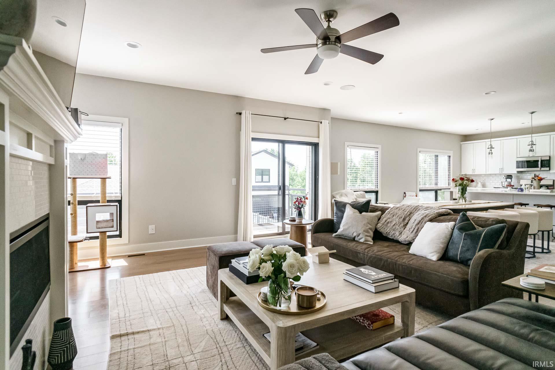327 S Frances Street South Bend IN 46617