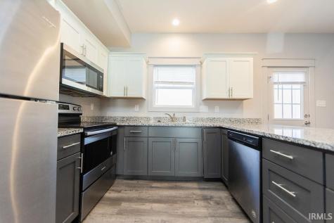1222 W Rangeview Circle Bloomington IN 47403