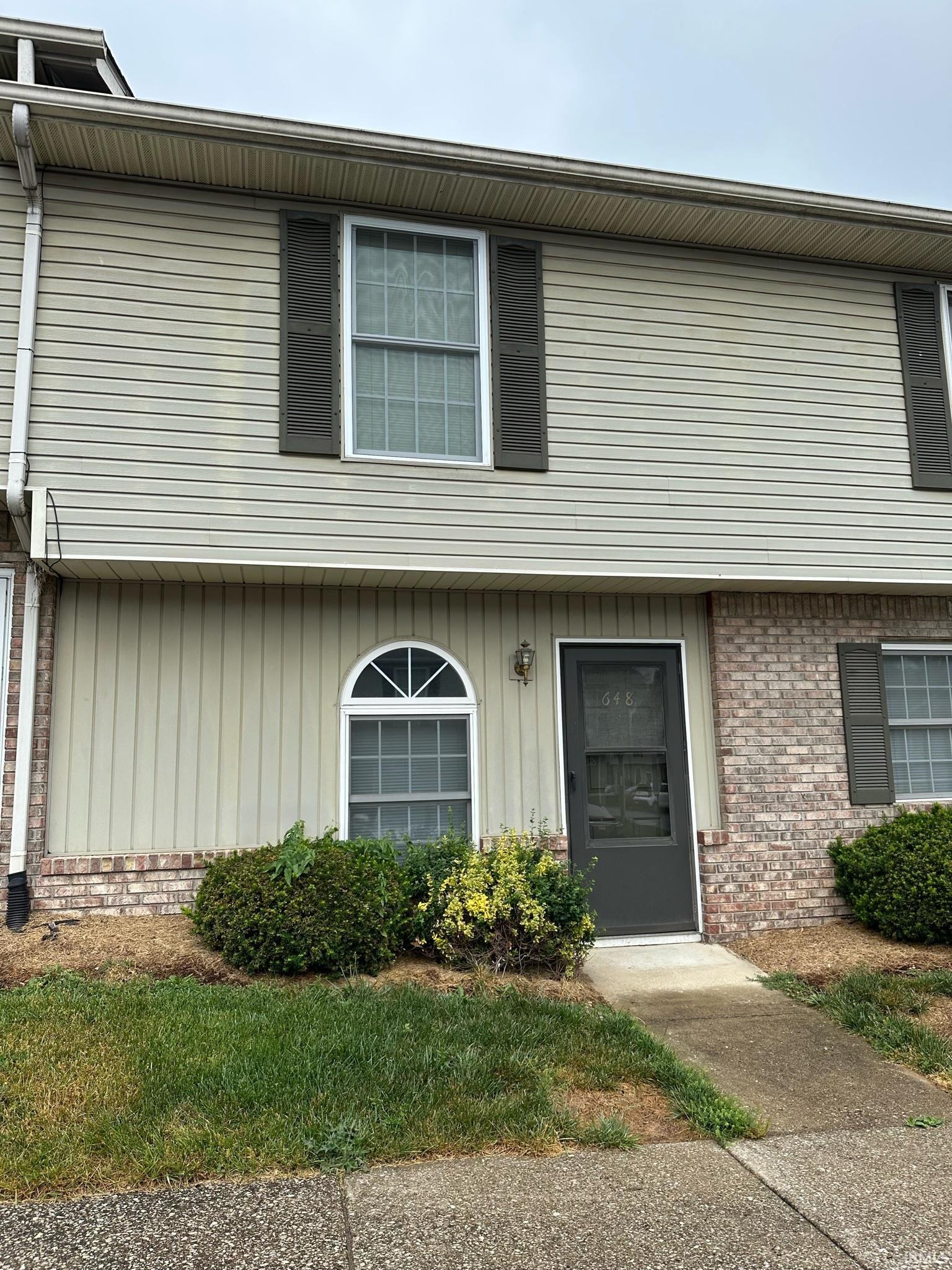 648 E Sherwood Hills Drive Bloomington IN 47404