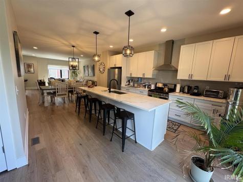 316 S Saint Peter Street South Bend IN 46617
