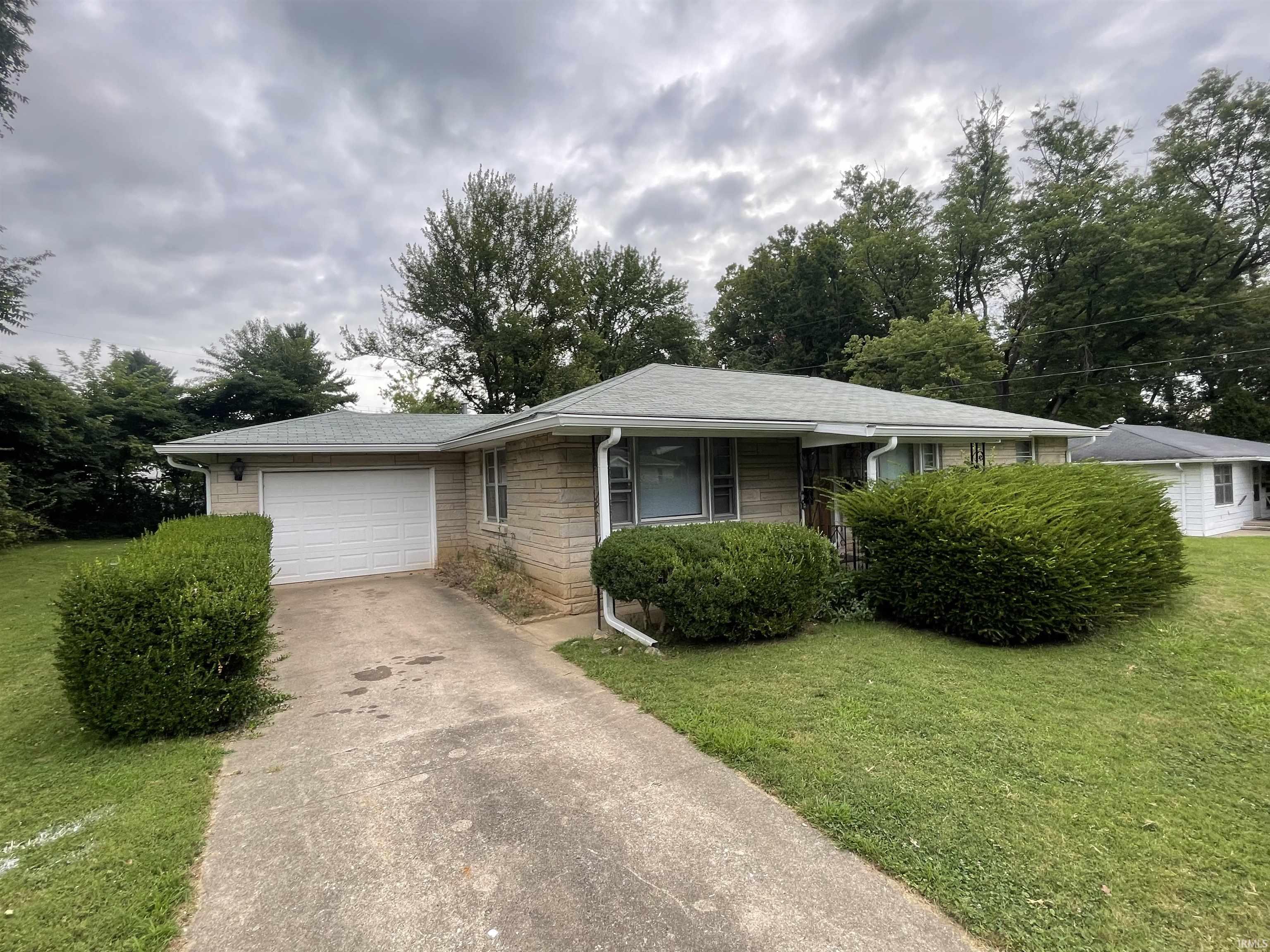 2513 E 8th Street Bloomington IN 47408