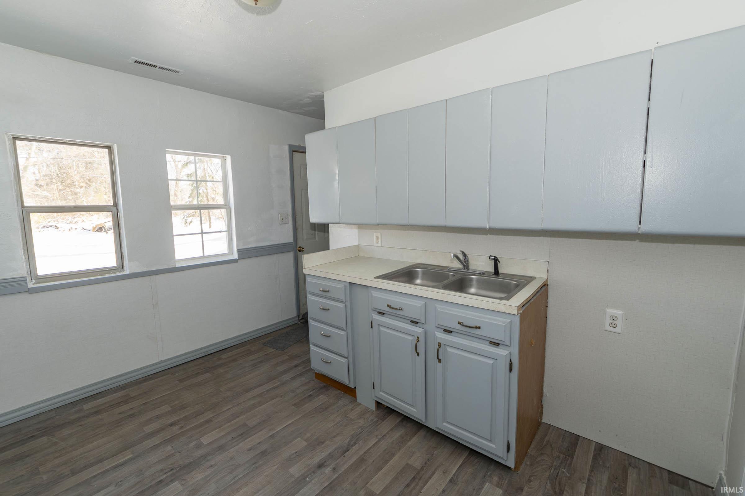 1634 N Olive Street South Bend IN 46628