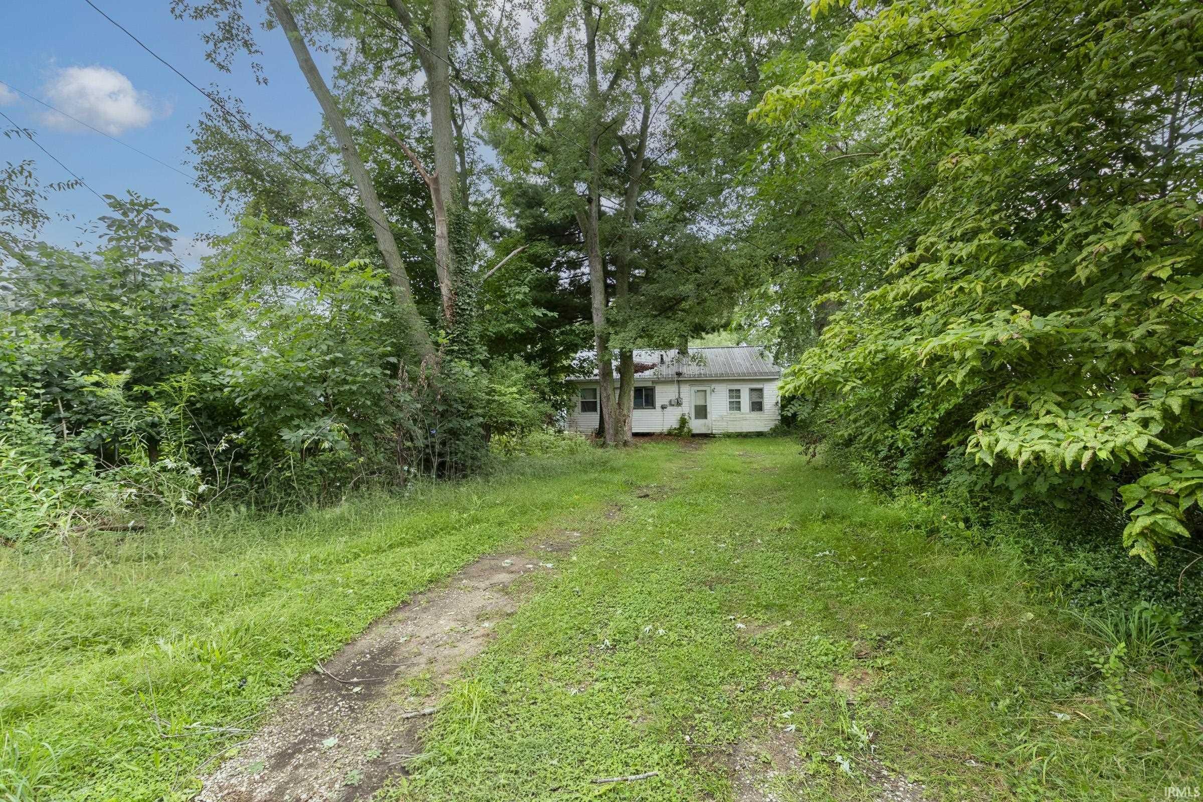 1634 N Olive Street South Bend IN 46628