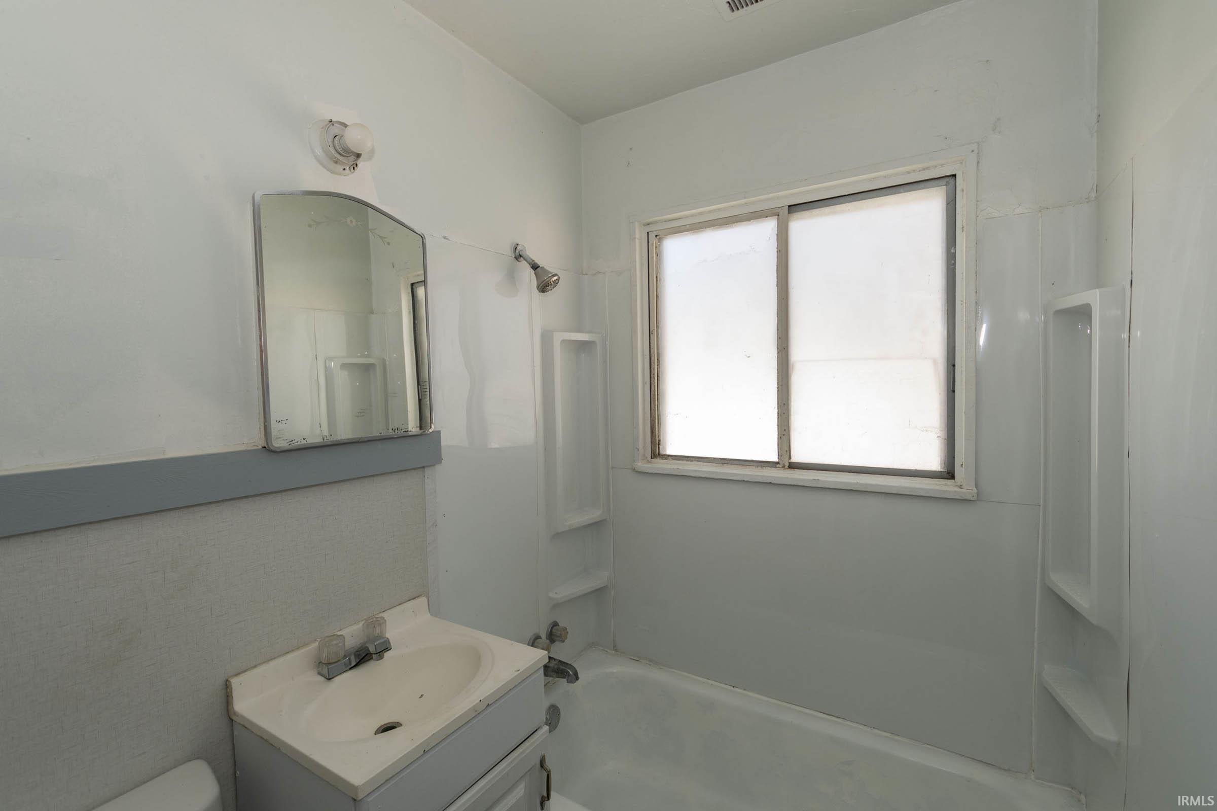 1634 N Olive Street South Bend IN 46628