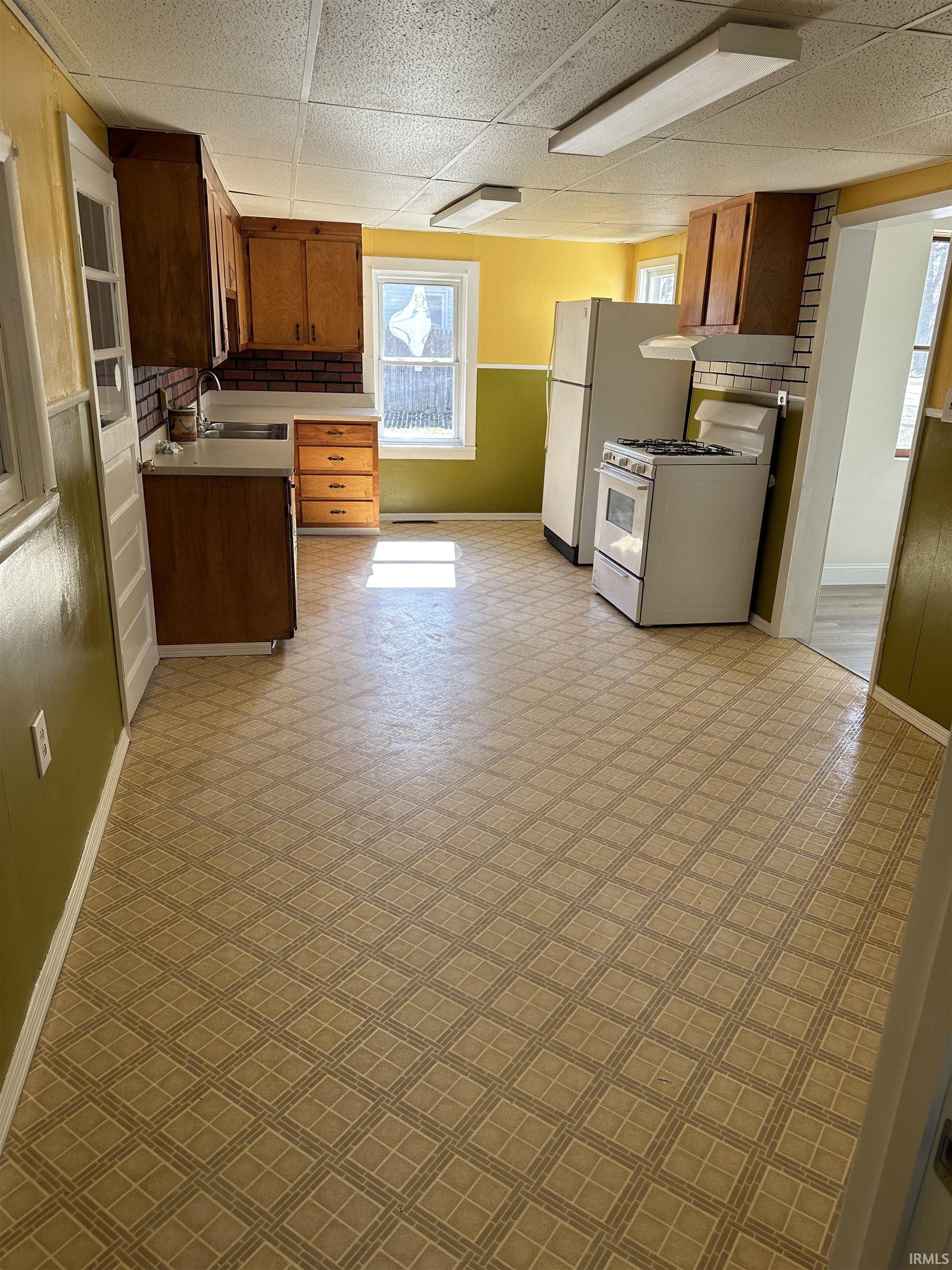 520 N Maple Lagrange IN 46761