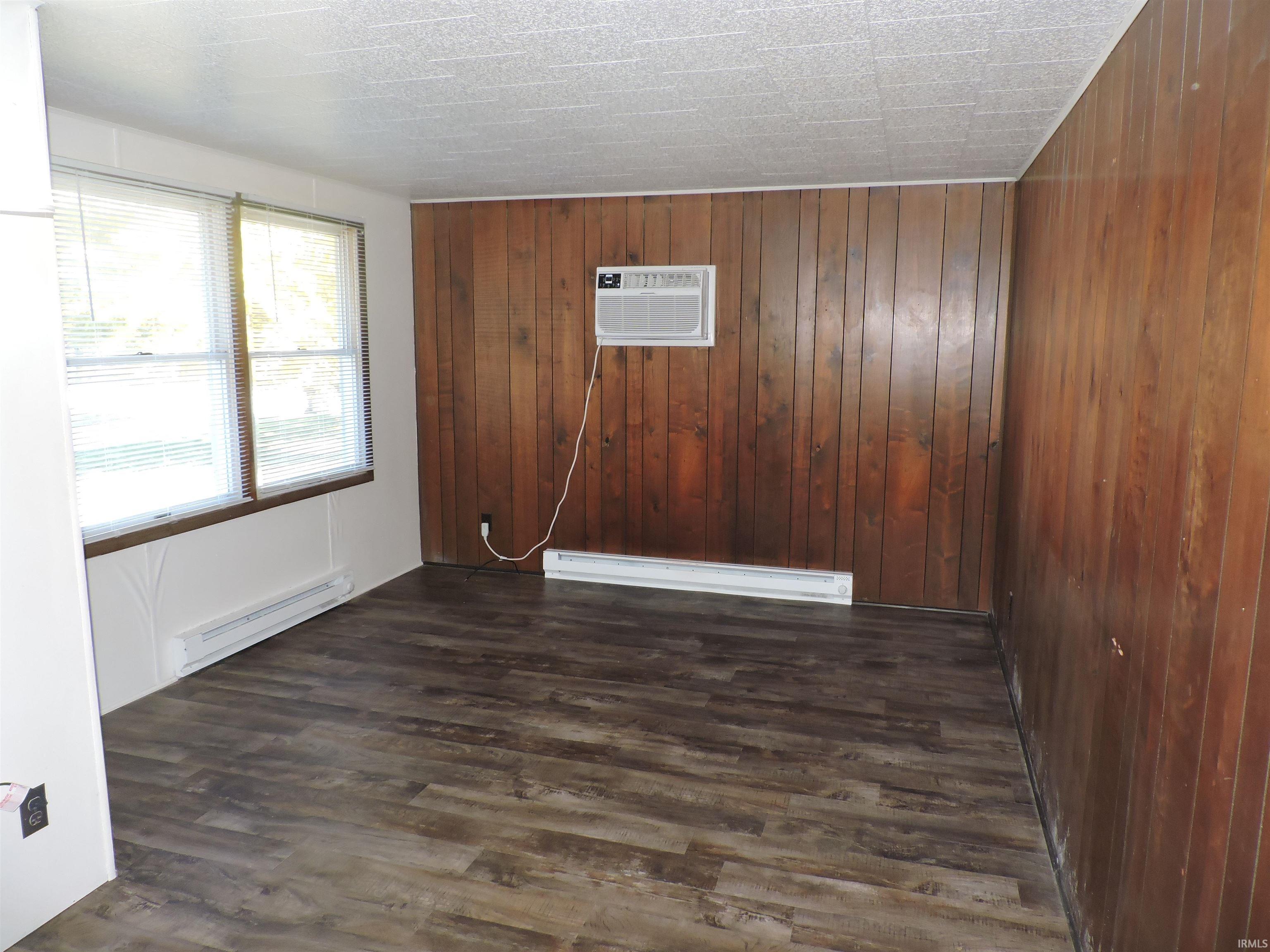 125 W Orange Street Cromwell IN 46732