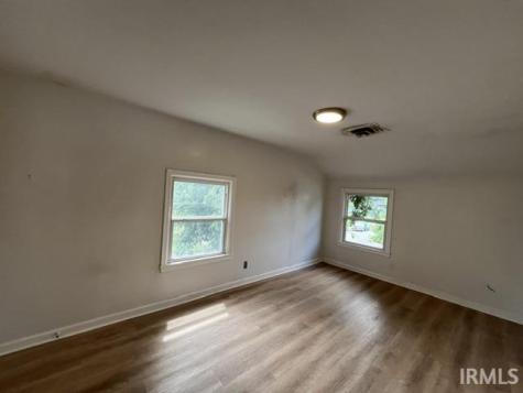 957 S Spring Street Evansville IN 47714